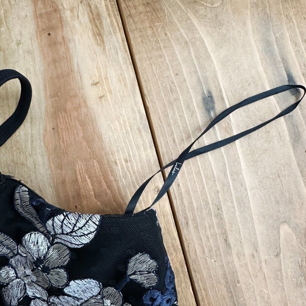 Lulus Black Floral Embroidered Midi Dress L Silver Tulle Bottom Stunning - Picture 7 of 13